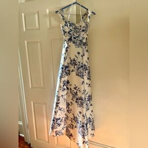 Alfred Sung blue floral lace-up bridesmaid dress sz4